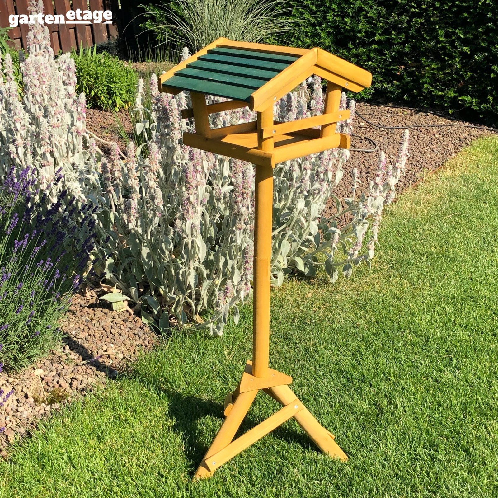 Vogelhaus Bausatz Mit Ständer Online Kaufen | Gartenetage.de pertaining to Vogelhaus Im Garten